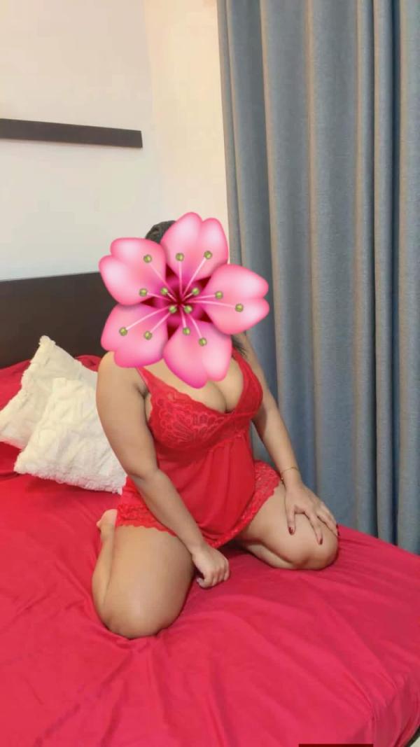 🌸Hi.. Everyone  🌸Name _ Wasana 🌸Age _  32 years old 🌸This is my real picture 💯 🌸Full service only