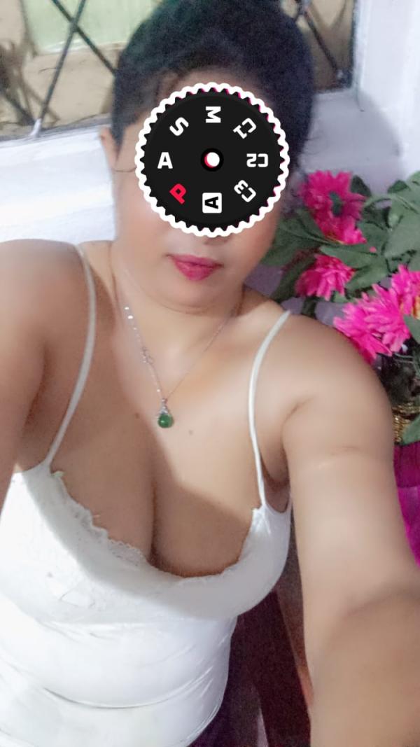 Live cam show only 💯 Genuine customers only 💯✨