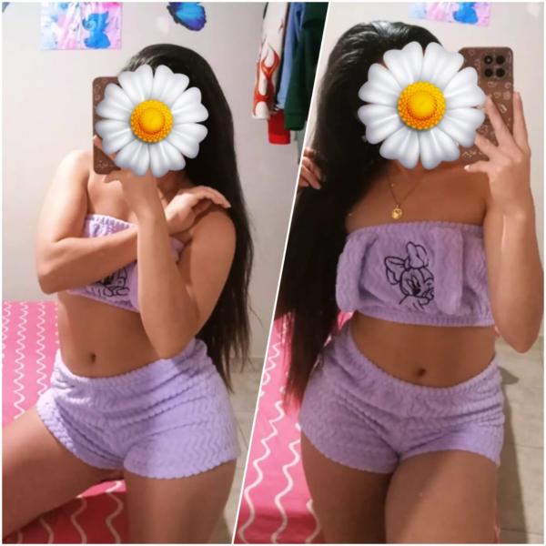 පොටෝ එකේ ඉන්න පොඩි නංගි බබාගෙන් ඇග හිරිවැටිලා යන්න සැපක් ගන්න ආසයිද ළමායි..🫣 ඔයාවත් අවුස්සලා .. මාවත් අවුස්සන ගමන්  ගමු පැටියෝ සුපිරි සැපක්.. 😋