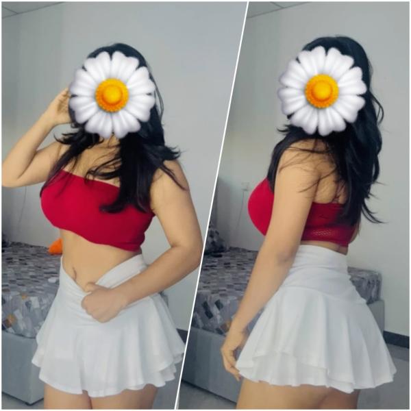 පොටෝ එකේ ඉන්න පොඩි නංගි බබාගෙන් ඇග හිරිවැටිලා යන්න සැපක් ගන්න ආසයිද ළමායි..🫣 ඔයාවත් අවුස්සලා .. මාවත් අවුස්සන ගමන්  ගමු පැටියෝ සුපිරි සැපක්.. 😋