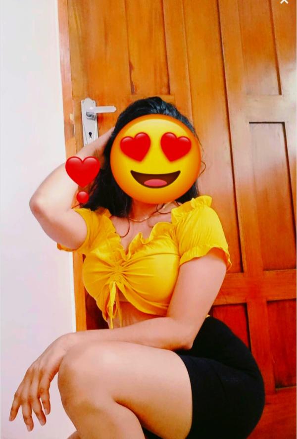 Live Couple Cam show & Home visit couple massage service