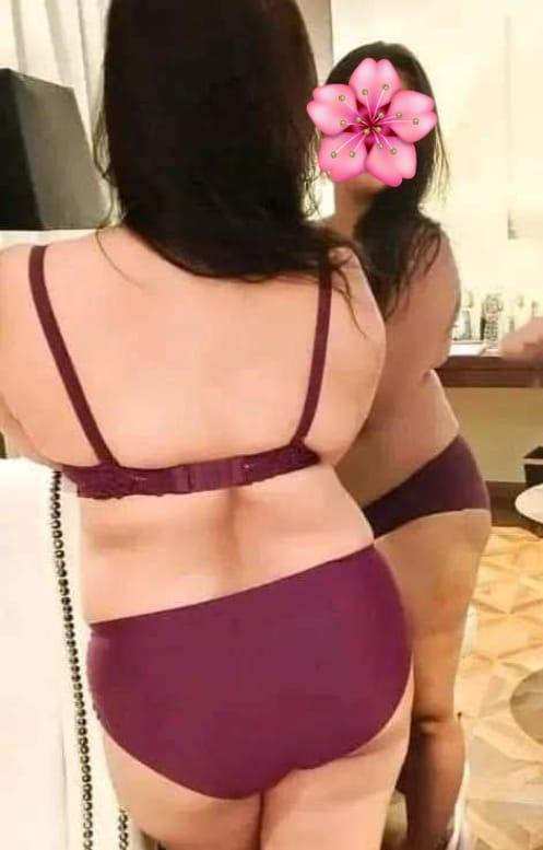 Independent Girl full Service wellawaththa bamba hotel rooms