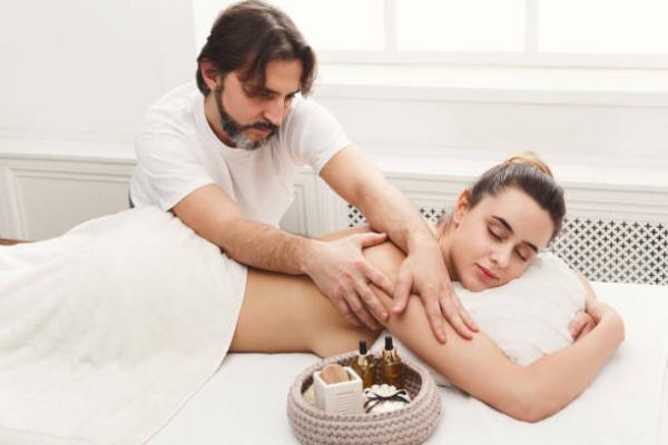 Massage by 35 years man for ladies