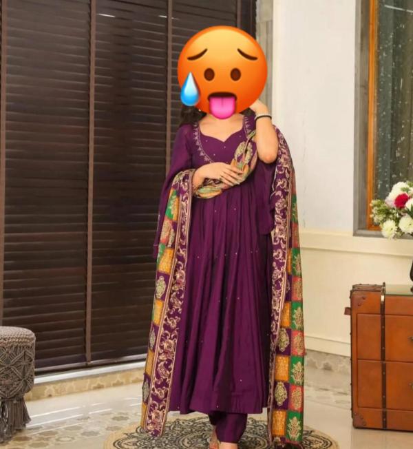 Tamil customer only Location jaffna  Age 29 Name kavisha