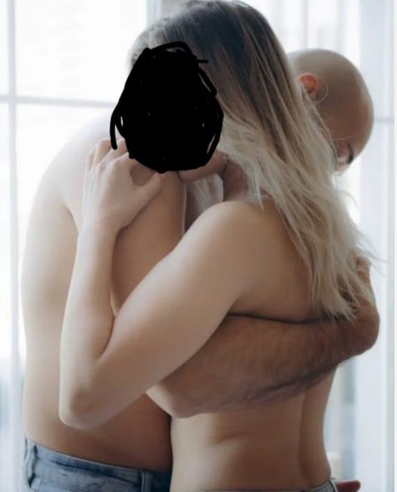 LOOKING FOR MALE PARTNER OR COUPLE