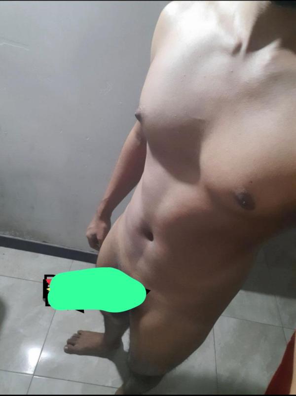 One Day Crime Partner, Male escort