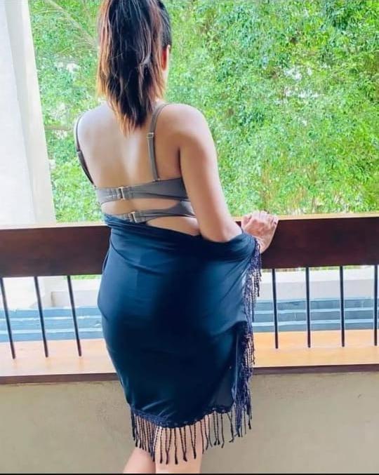 ආස හිතෙන CamShow එකක් ගන්න එන්න බබා මං ගාවට. 🥰🫦