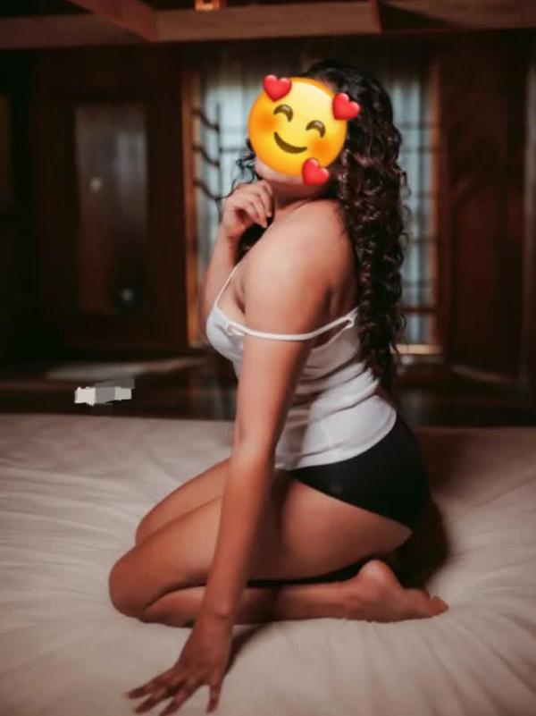Dehiwala , Wellawatta , Boralesgamuwa Hotel Room 🙈 Fun With Sexy Young Girl 😘 0766547932
