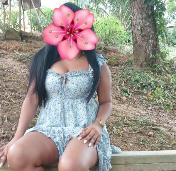 නිට්ටඹුව ෆුල් සර්විස්  Rs.5500/=with room