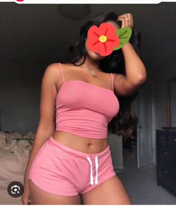 🌹 ONE OURS ,  ONE SHOT  5000/= WITHOUT ROOM ❤ ROOM එකට 1000ක් දෙන්න🫠 ONE OURS TWO SHOT  6000/= WITHOUT ROOM 🥰
