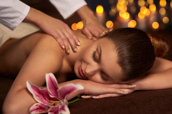HOME VISIT SPA කාන්තාවන් සදහා පමනකි