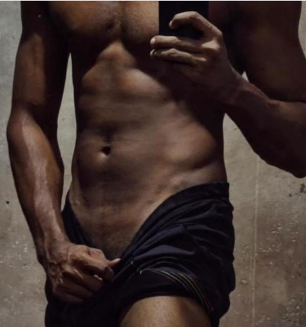 LOOKING FOR LADIES AND WOMEN.