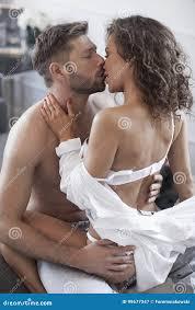 Ladies, Couples