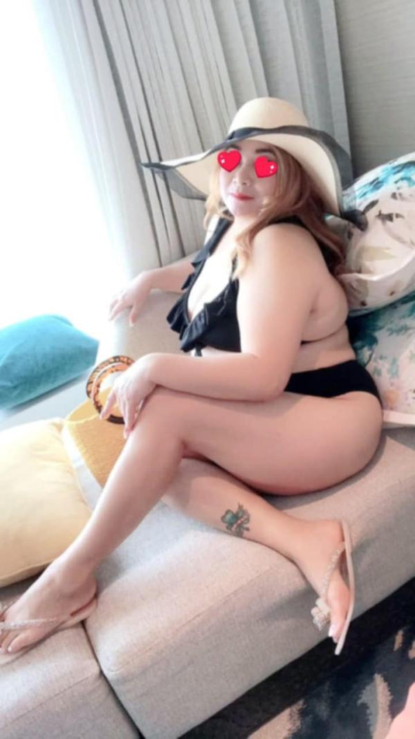 GORGEOUS SEXY HOT LATINA IN TOWN