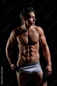 Cam show need girls only come