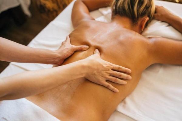 Ayurweda massage