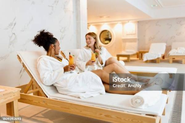 Spa service female only
