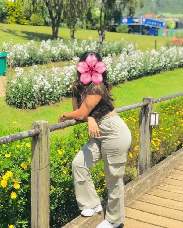 New Hot Girl Full Service Available 5000/= 🥰🙈