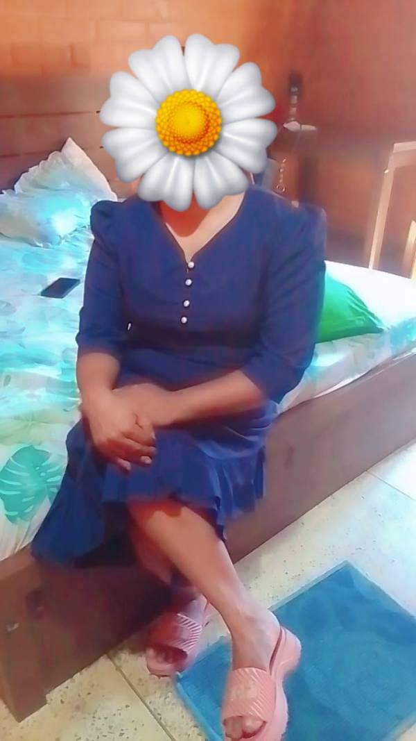 Hot Beautiful new girl at marawila 👰‍♀️ මාරවිල