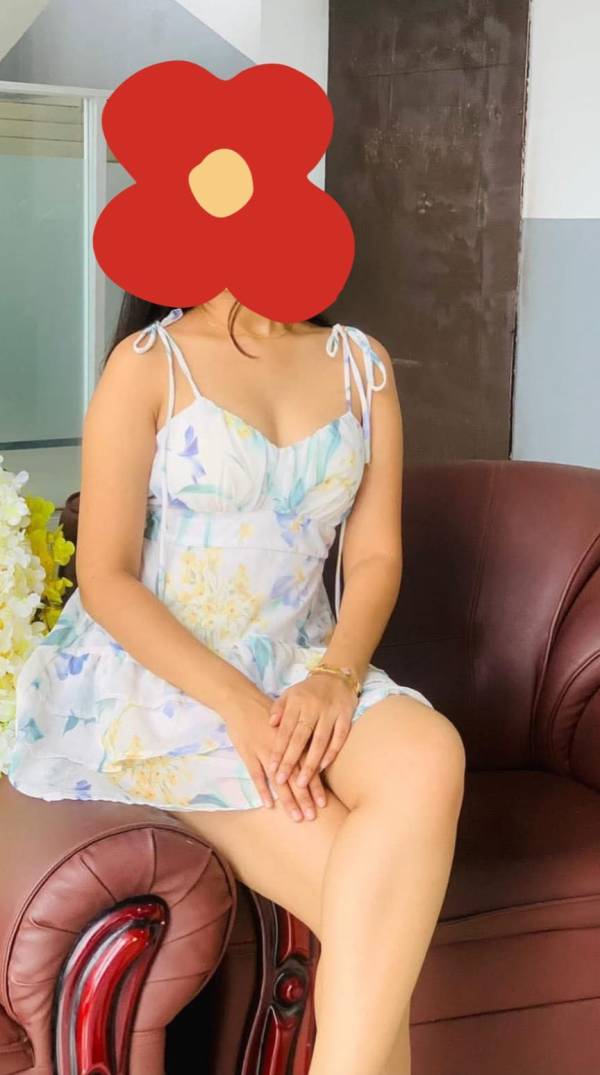 මෙන්න කාන්තවන් ඔබ සදහා අනගි අවස්ථාවක්  වයස 18ත් 29 ත් අතර ප්‍රියමනාප පුහුණු/නුපුහුණු තෙරපිවරියන් අවශ්‍යයි (සිංහල.මුස්ලිමි.ටැමීල්)