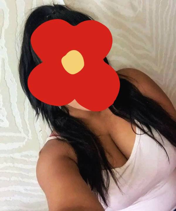 Hi jentiman...I am kandy peradeniya Gatabe....💓 30 years old 💓 Tamil girl.....