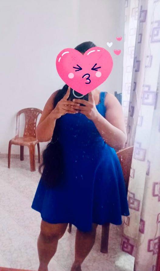 Hot chubby girl at Maharagama