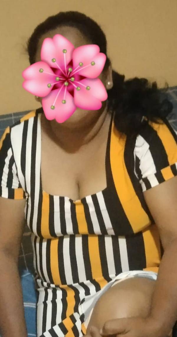 Real Photo එක තියෙන්නෙ කොල්ලනේ මාවත් අවුස්සන්න 🤭🤭