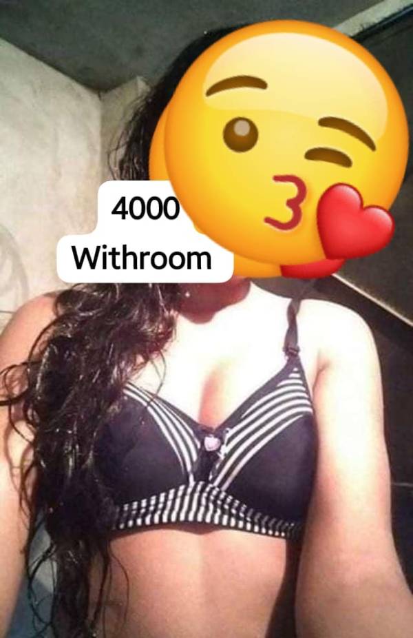 4000/=(කාමරය සමඟ)  only FULL SERVICE AT KURUNEGALA. 🥰ගැහැනු ලමුන් තෝරා ගත හැක😘