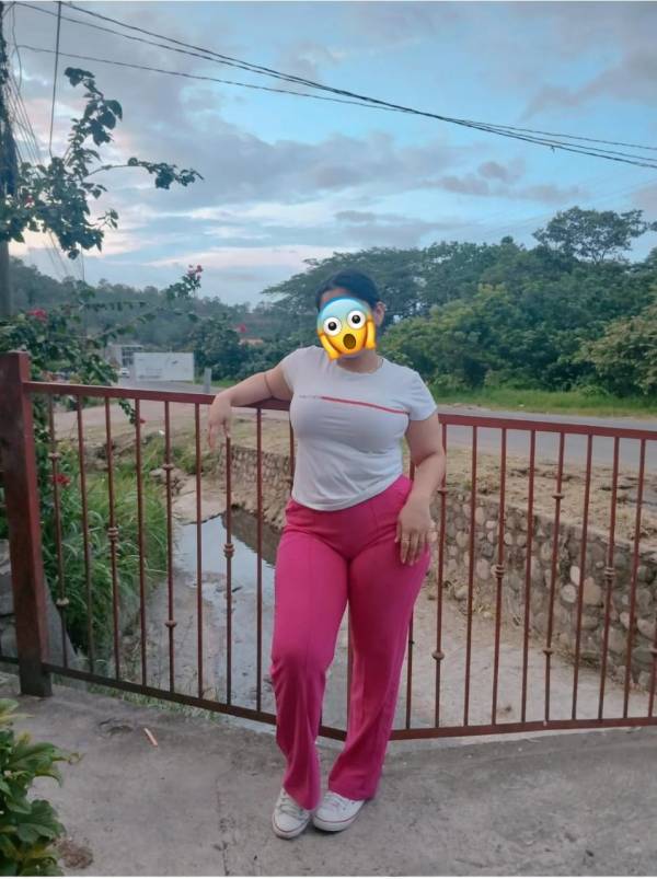 Full Service සුදාරි. Chubby Girl 😍 නුගේගොඩ...නාරාහයෙන්පිට. 🙋‍♀️ Location: nugegoda | nanarahen