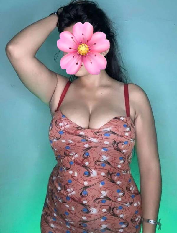 Mount Lavinia Beautiful girl. Im Hiru. Im 23y  Lovely & Frendly girl  0770567870. Genuine service