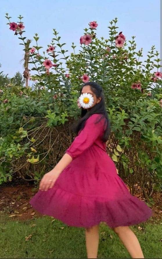 වයස 23 ෆීලින්ස් වැඩි ගමේ ලස්ස්න Girl
