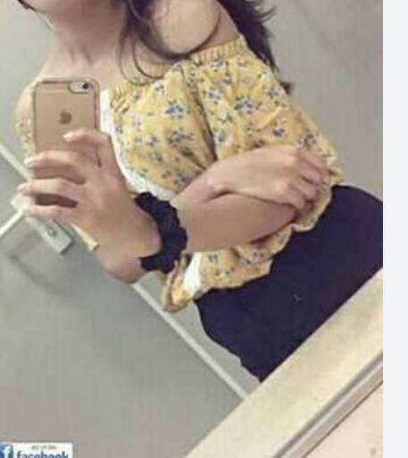 Hot girl at Kiribathgoda waththala  කිරිබත්ගොඩ වත්තල