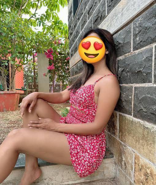 With Room 2 Hour 2 Shot 6000/= Beautiful Girl Full Service Available Seeduwa Katunayaka 😇