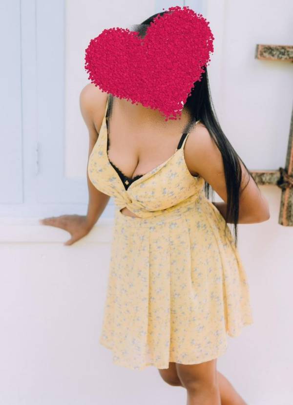 Hot Sashi Live Cam Show With Face And Video Clips, Handshake With Dirty Talks