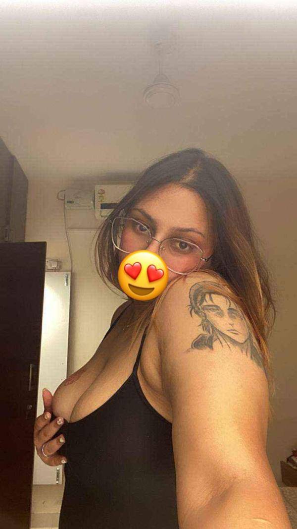 VVIP Live Cam Service Available 100% Real Photo Attached👑❤️💯