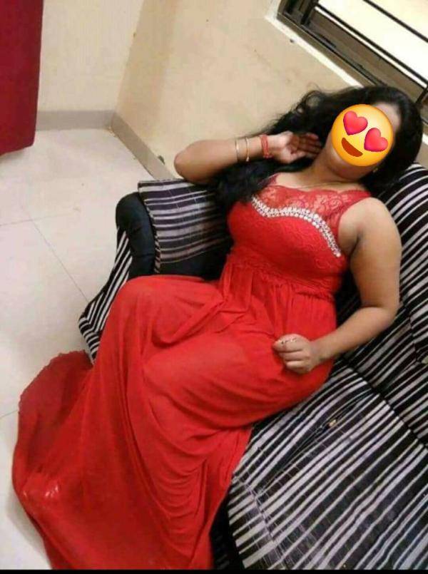 Hot tamil girl at bambalapitiya