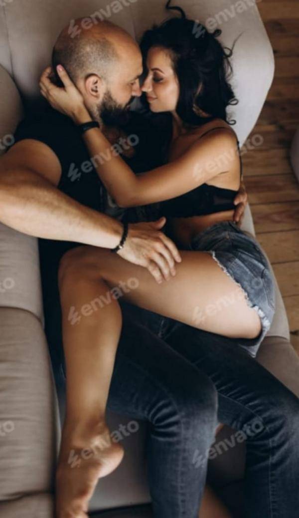 Grils and ladies only those under 30 years old✳️ කොළඹ අවට පමණයි💋පිරිමි ඇමතීමෙන් වලකින්නCall +0723096081