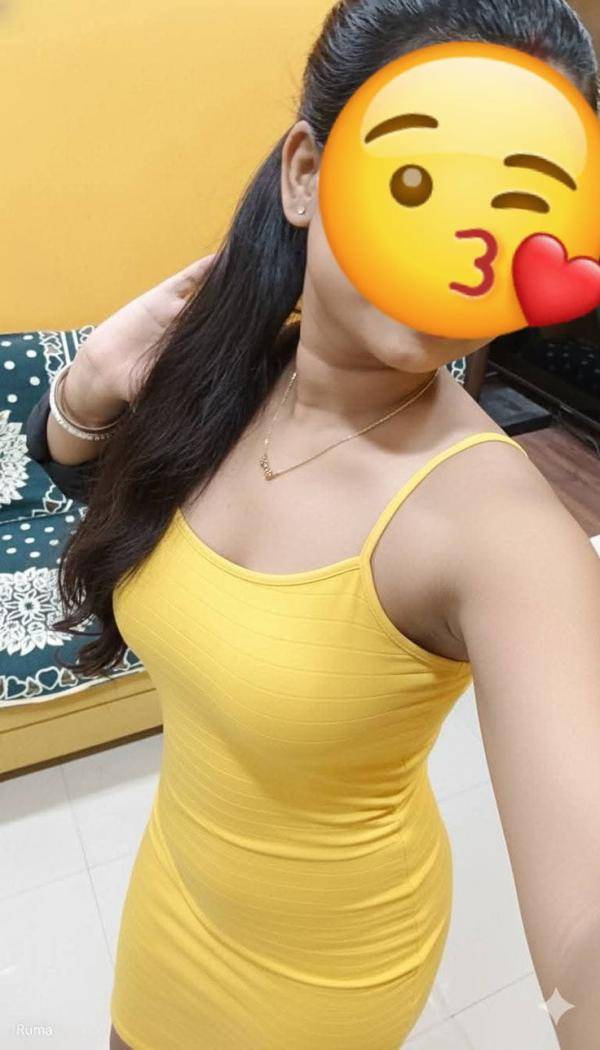 Hot girl at bambalapitiya