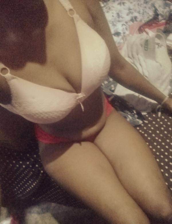 22 Old Beautiful Young Girl Full Service Available