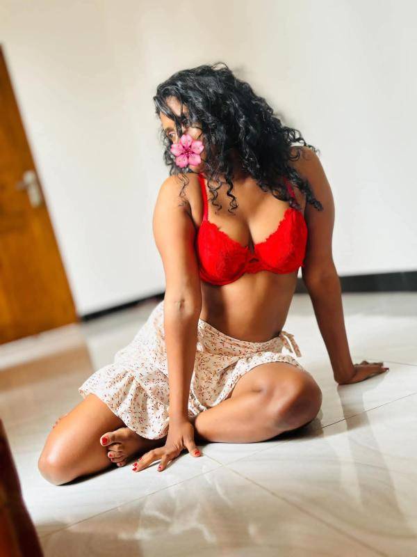 💋 Only 1500/= පිස්සු හැදෙන Live camshow සැපක් 💋