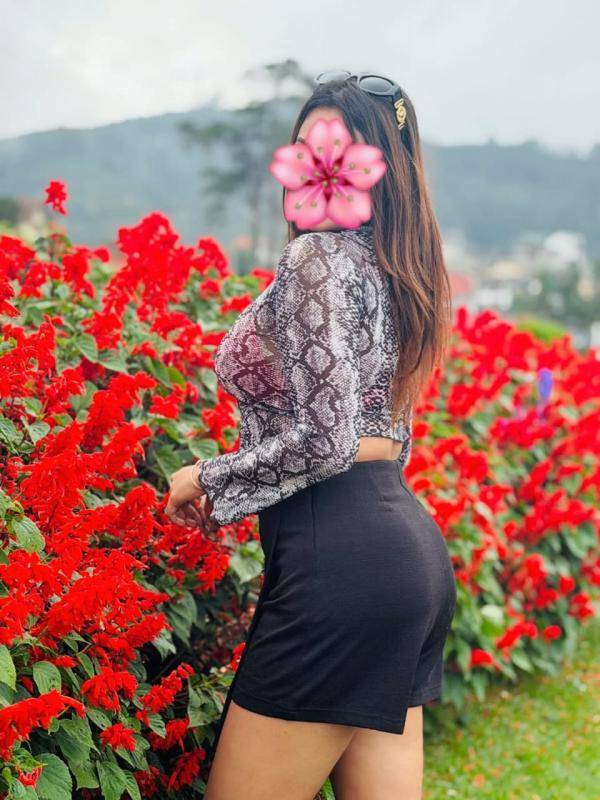 🌻Hi.. Everyone  🌻Name _ Nethu 🌻Age _  19 years old 🌻This is my real picture 💯 🌻Full service only