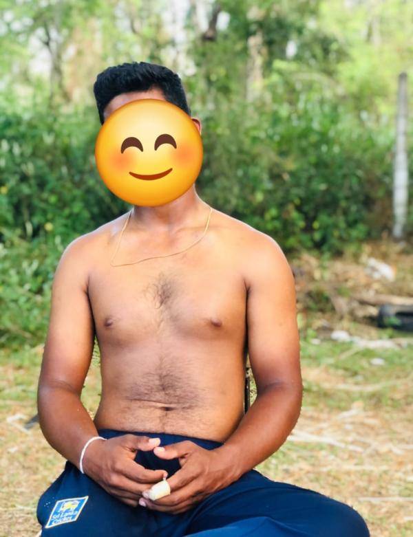 පොඩි කොල්ලෙක්  ඔබලාට ඔනැම   විවිහකට දෙන්න මම සූදානම්