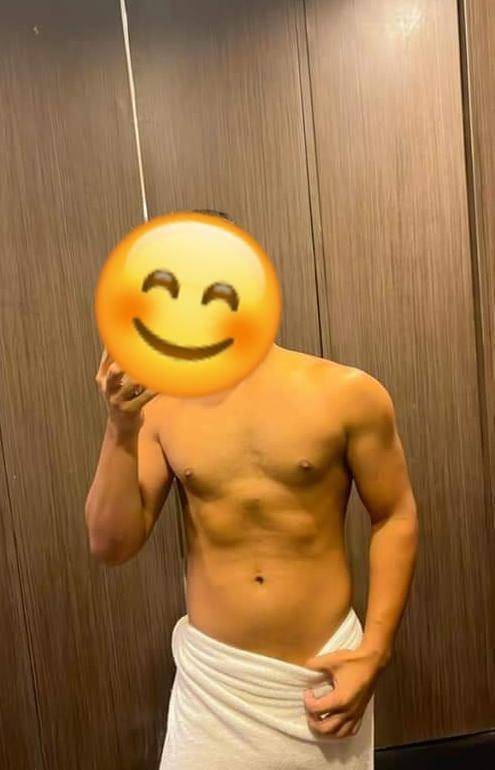LADIES AND GIRLS ONLY (කාන්තාවන් සදහා පමණයි.)