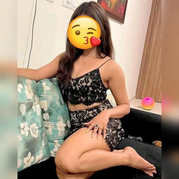 🔥SEXY AND SLIM GIRL AT 👉Bambalapitiya kollupitiya බම්බලපිටිය කොල්ලුපිටිය