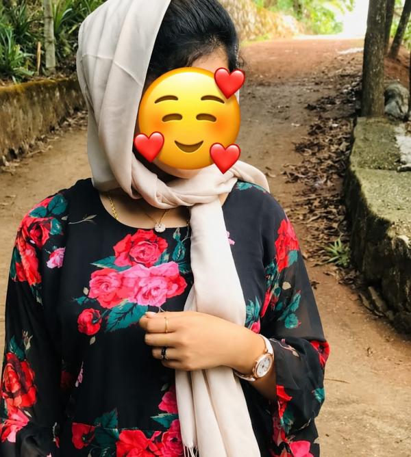 Rihana tamil  live cam girl 🧕 genuine service 💞