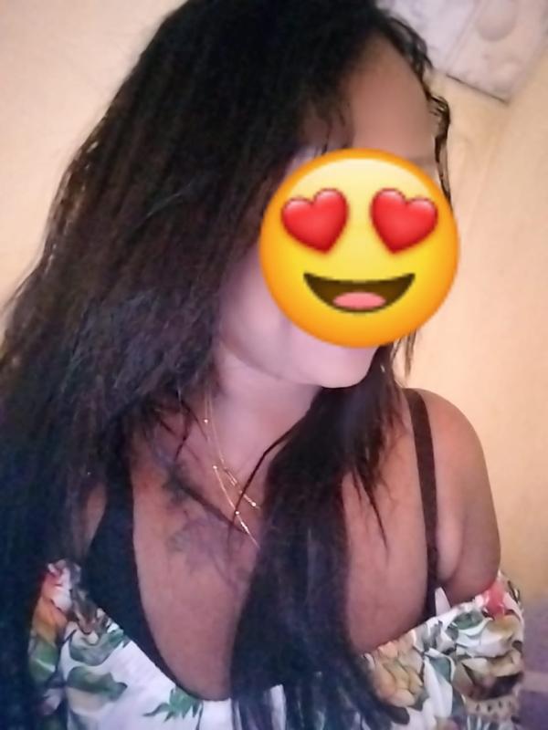 Hot And Sexy Figure Beautiful Young Girl Full Service Available 🥰👑