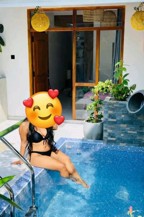Hot girl smashing at Homagama හෝමගම